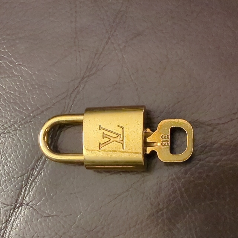 LV Lock & Key #313